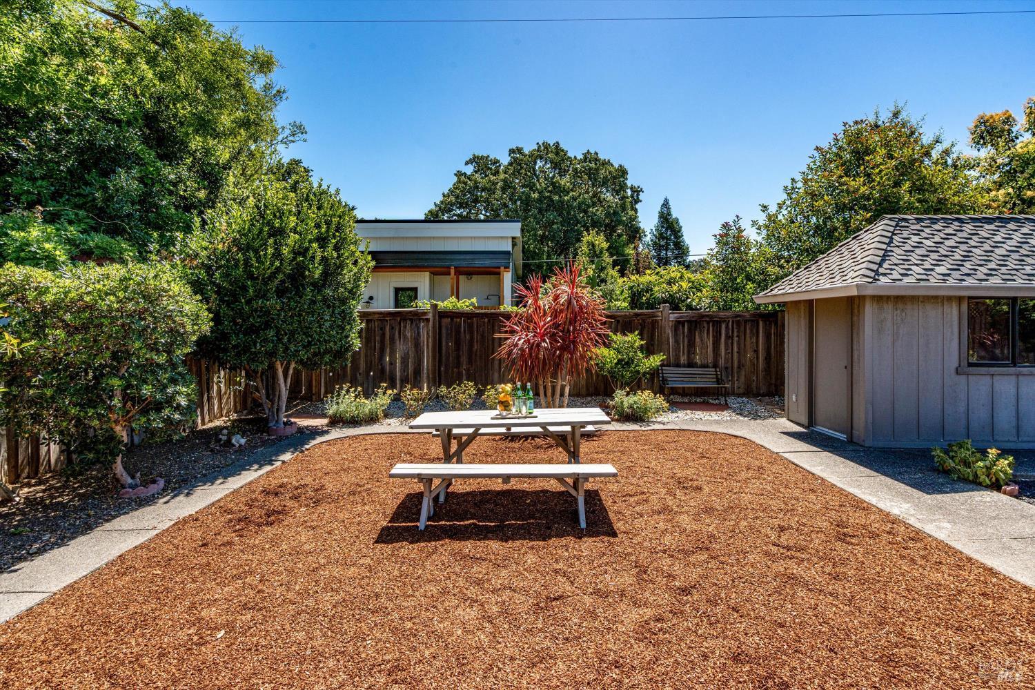 1150 Brockman Lane Sonoma CA 95476