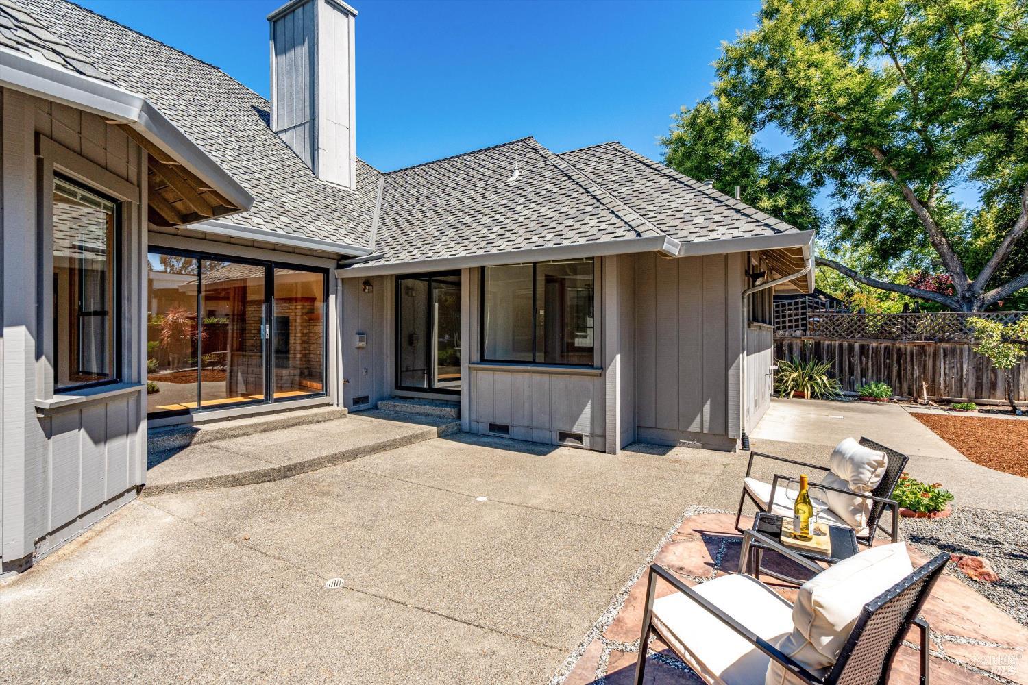 1150 Brockman Lane Sonoma CA 95476