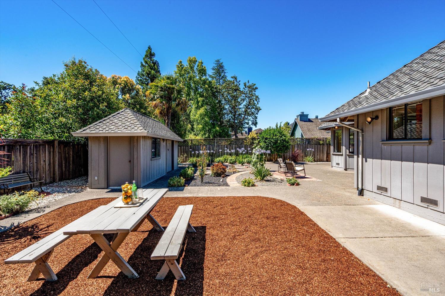 1150 Brockman Lane Sonoma CA 95476
