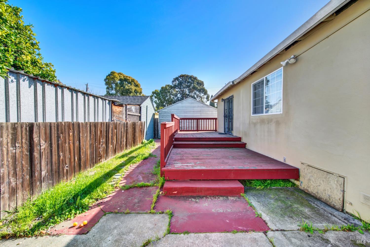 7608 Arthur Street Oakland CA 94605