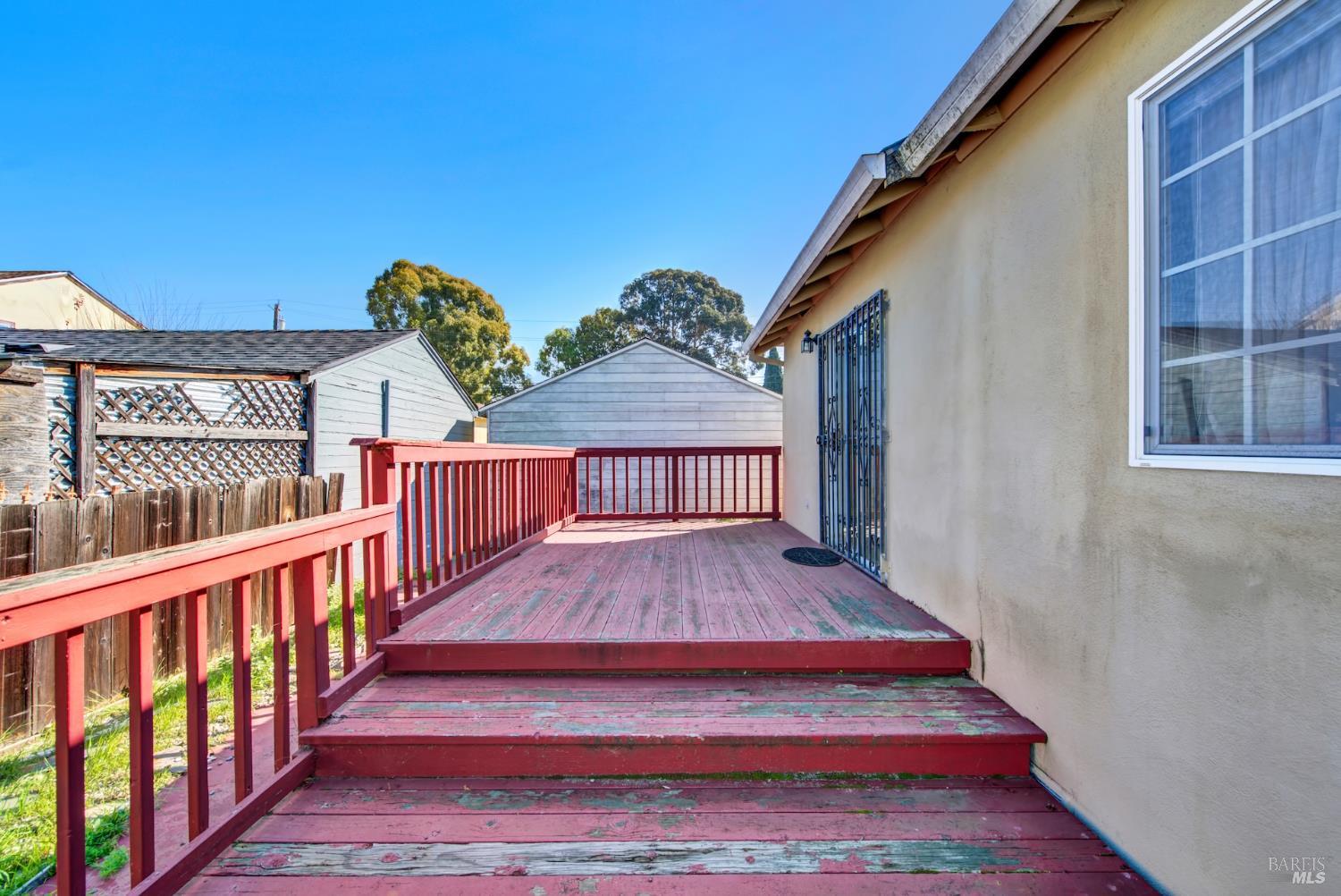 7608 Arthur Street Oakland CA 94605