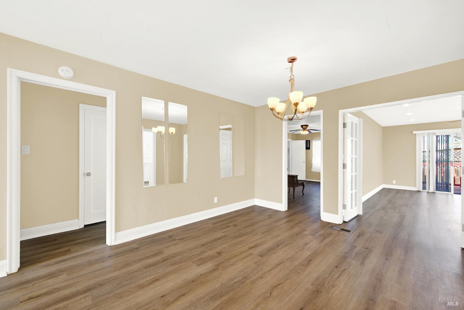 7608 Arthur Street Oakland CA 94605