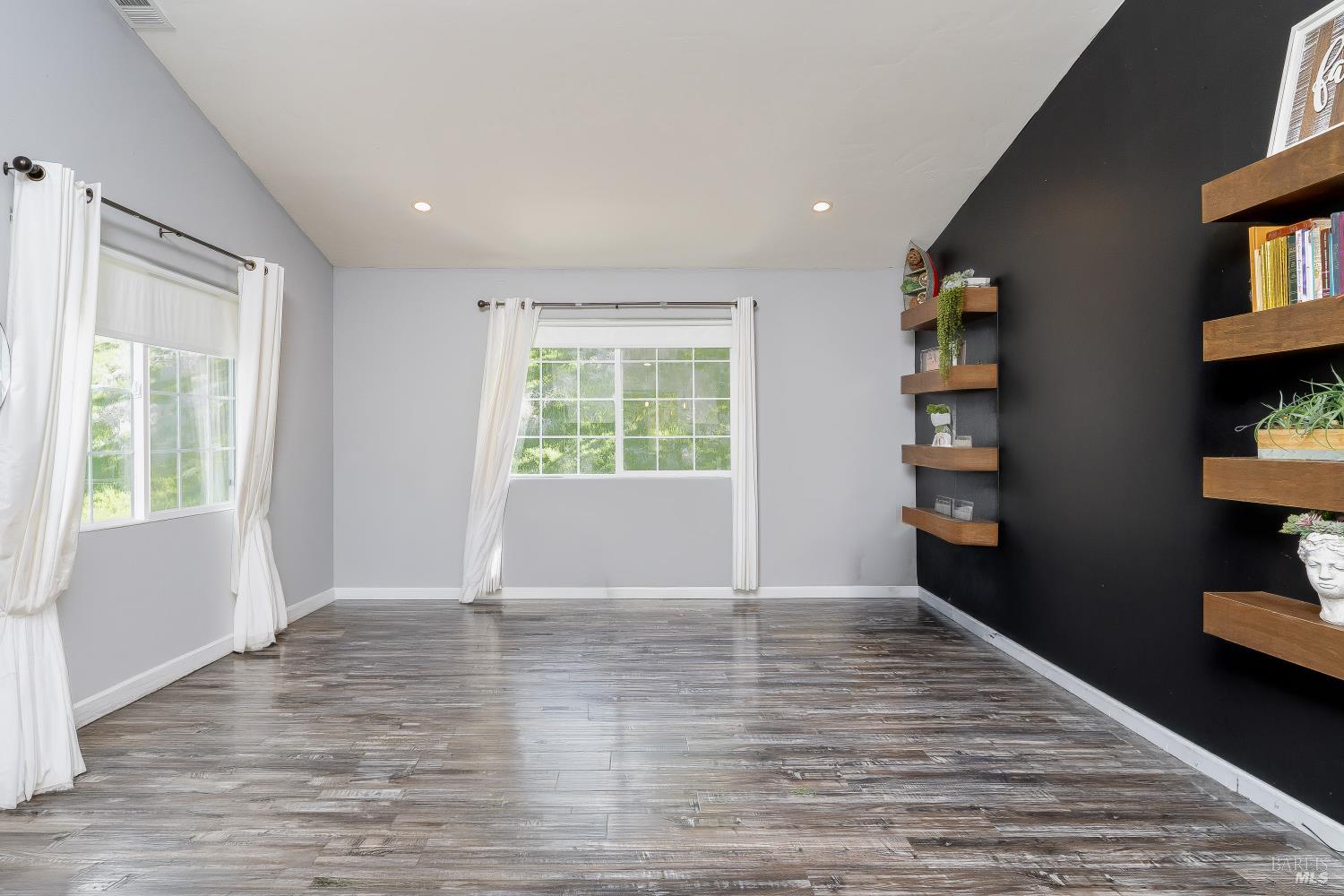 1081 Arroyo Grande Drive Napa CA 94558