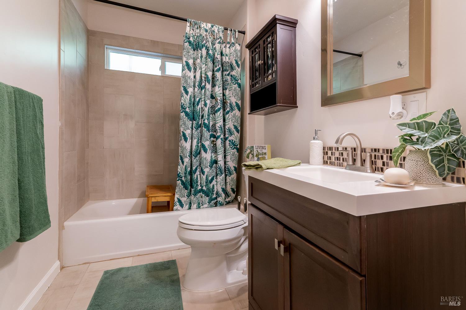 1081 Arroyo Grande Drive Napa CA 94558