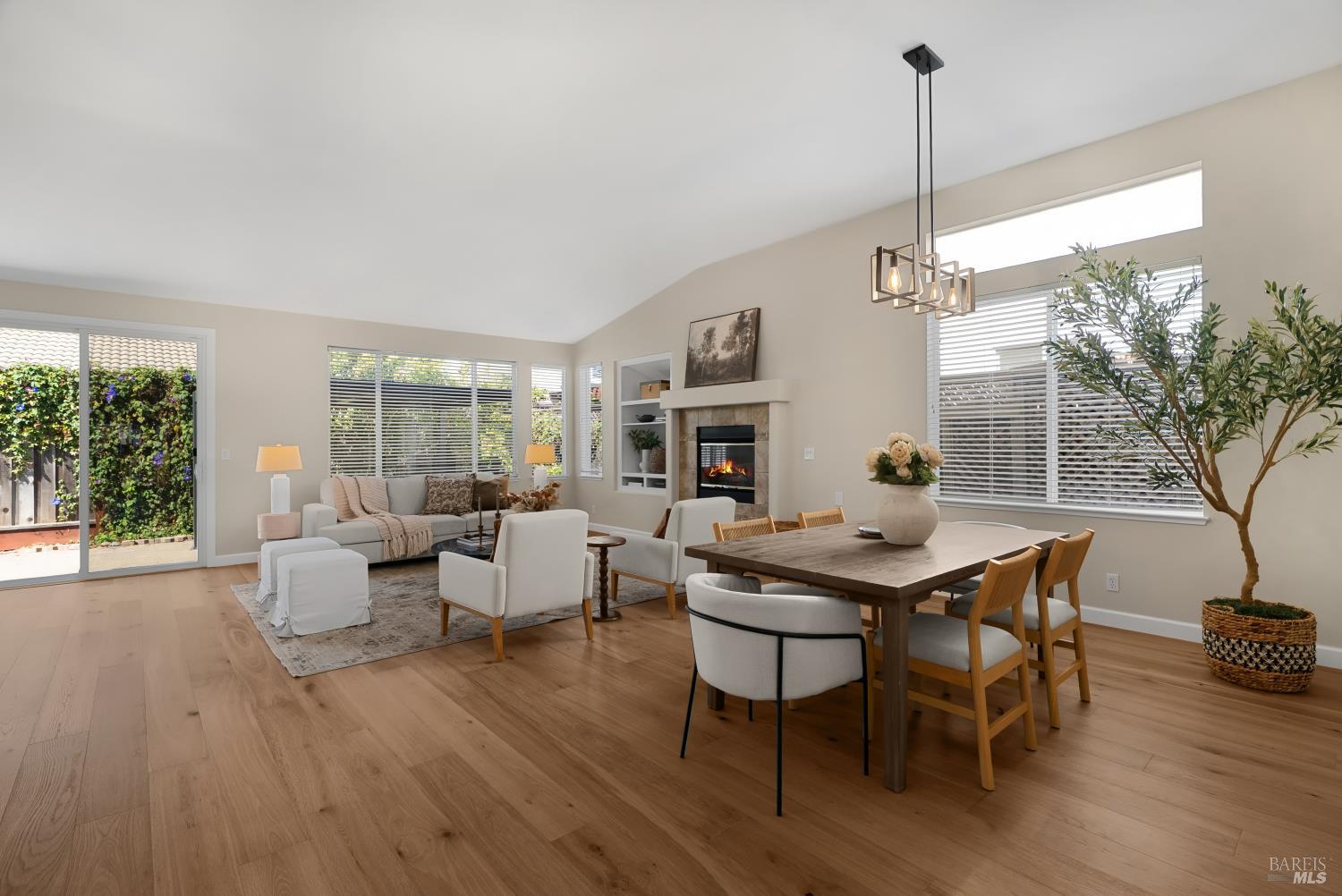 7127 17th Hole Drive Windsor CA 95492