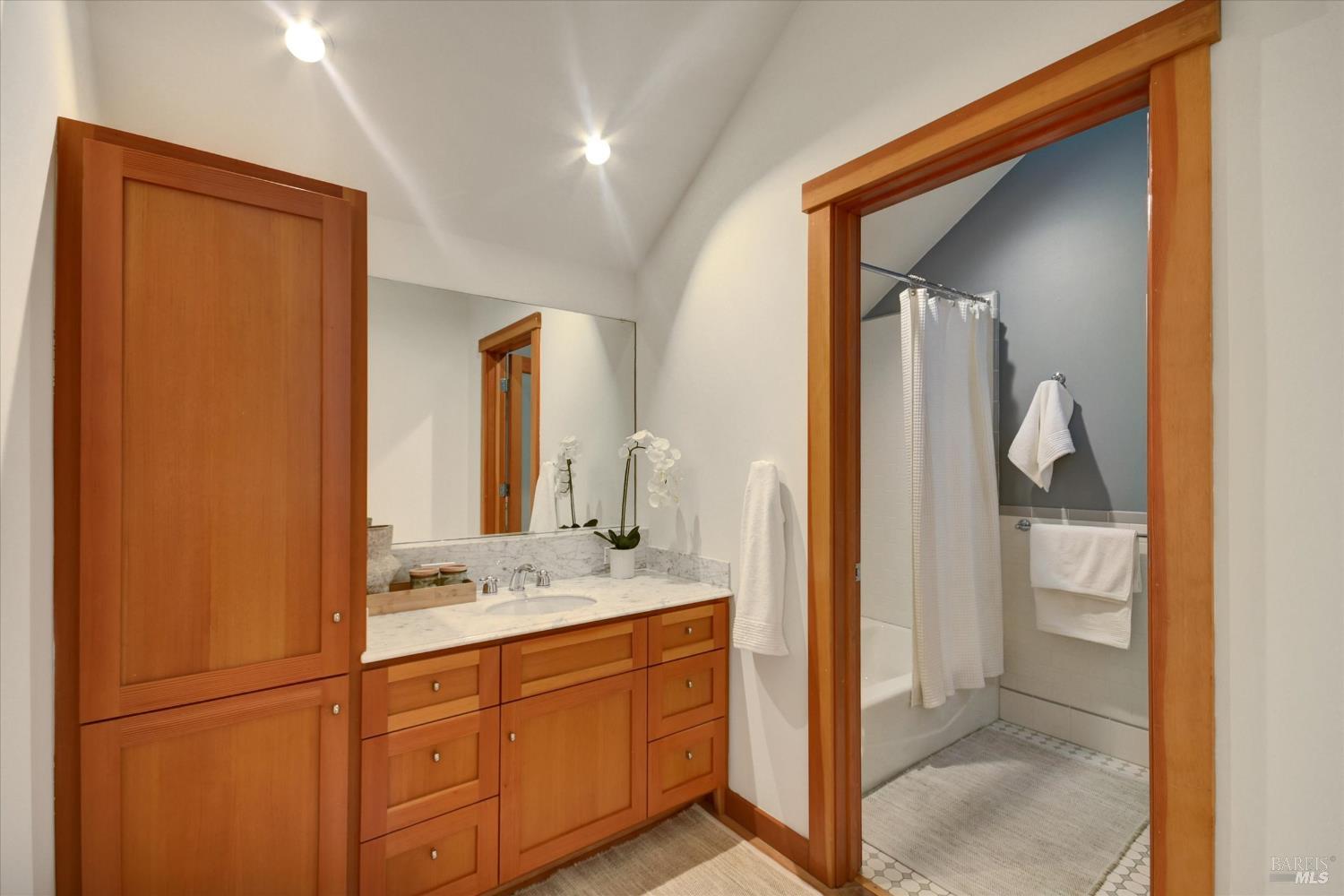 550 Edgewood Avenue Mill Valley CA 94941