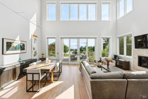 4990 Lakepointe Circle Santa Rosa CA 95403