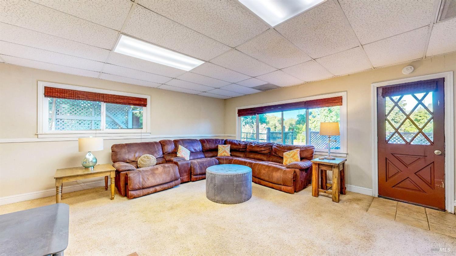 2142 Laguna Road Santa Rosa CA 95401