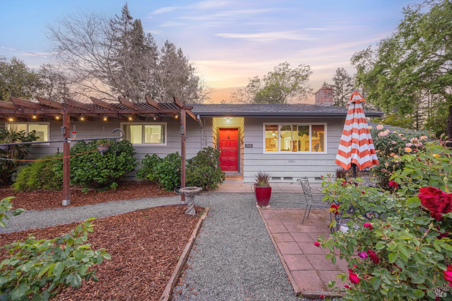 2142 Laguna Road Santa Rosa CA 95401
