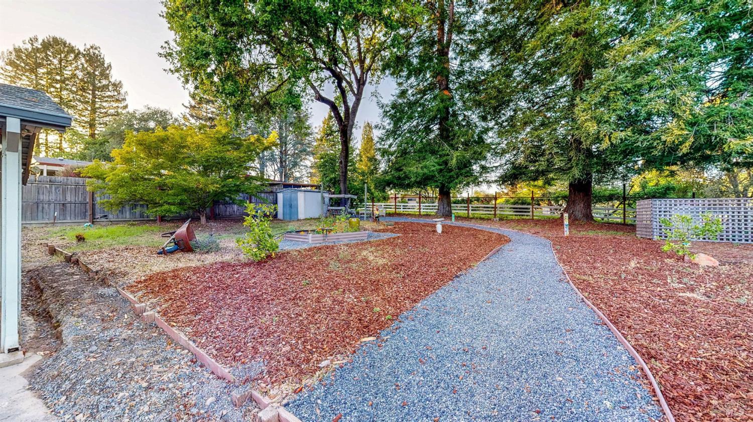2142 Laguna Road Santa Rosa CA 95401
