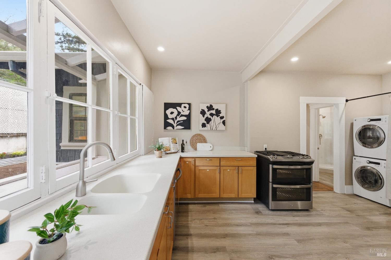 149 E Lilienthal Avenue Napa CA 94558