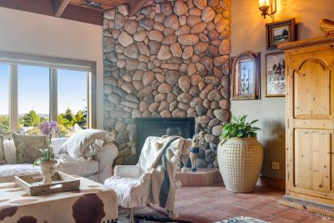 700 Old King Road Petaluma CA 94952