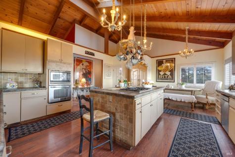 700 Old King Road Petaluma CA 94952