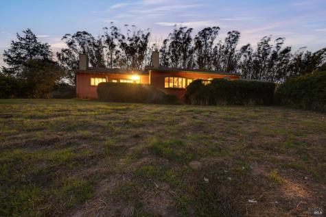 700 Old King Road Petaluma CA 94952