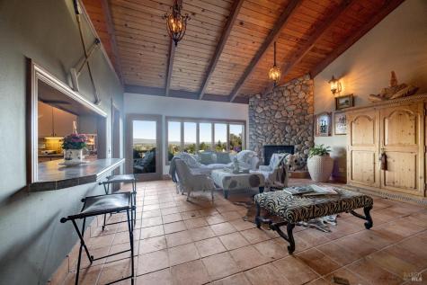 700 Old King Road Petaluma CA 94952