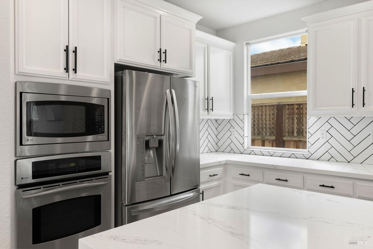 374 Decanter Circle Windsor CA 95492