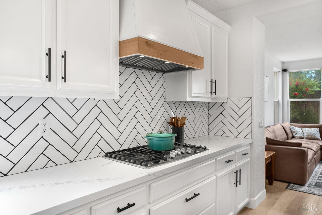 374 Decanter Circle Windsor CA 95492