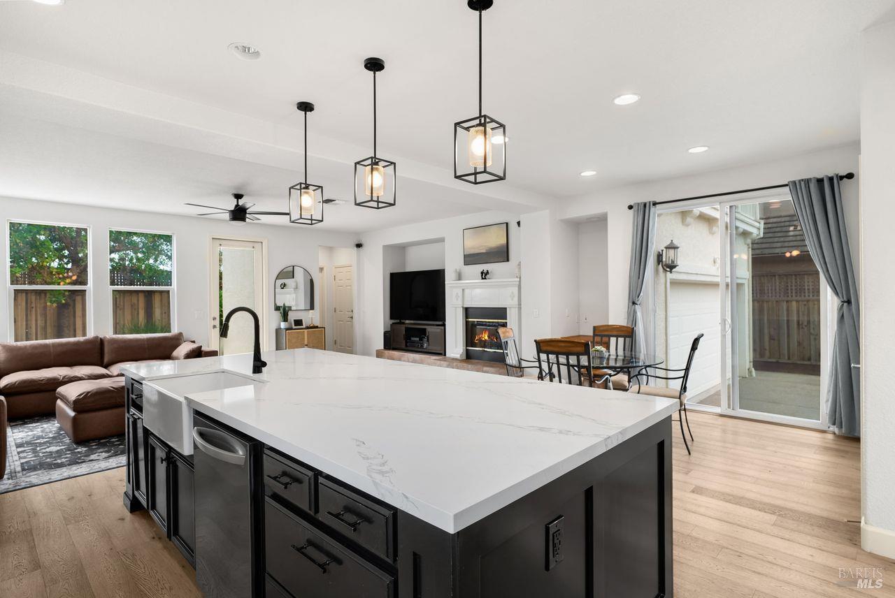 374 Decanter Circle Windsor CA 95492