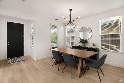 374 Decanter Circle Windsor CA 95492