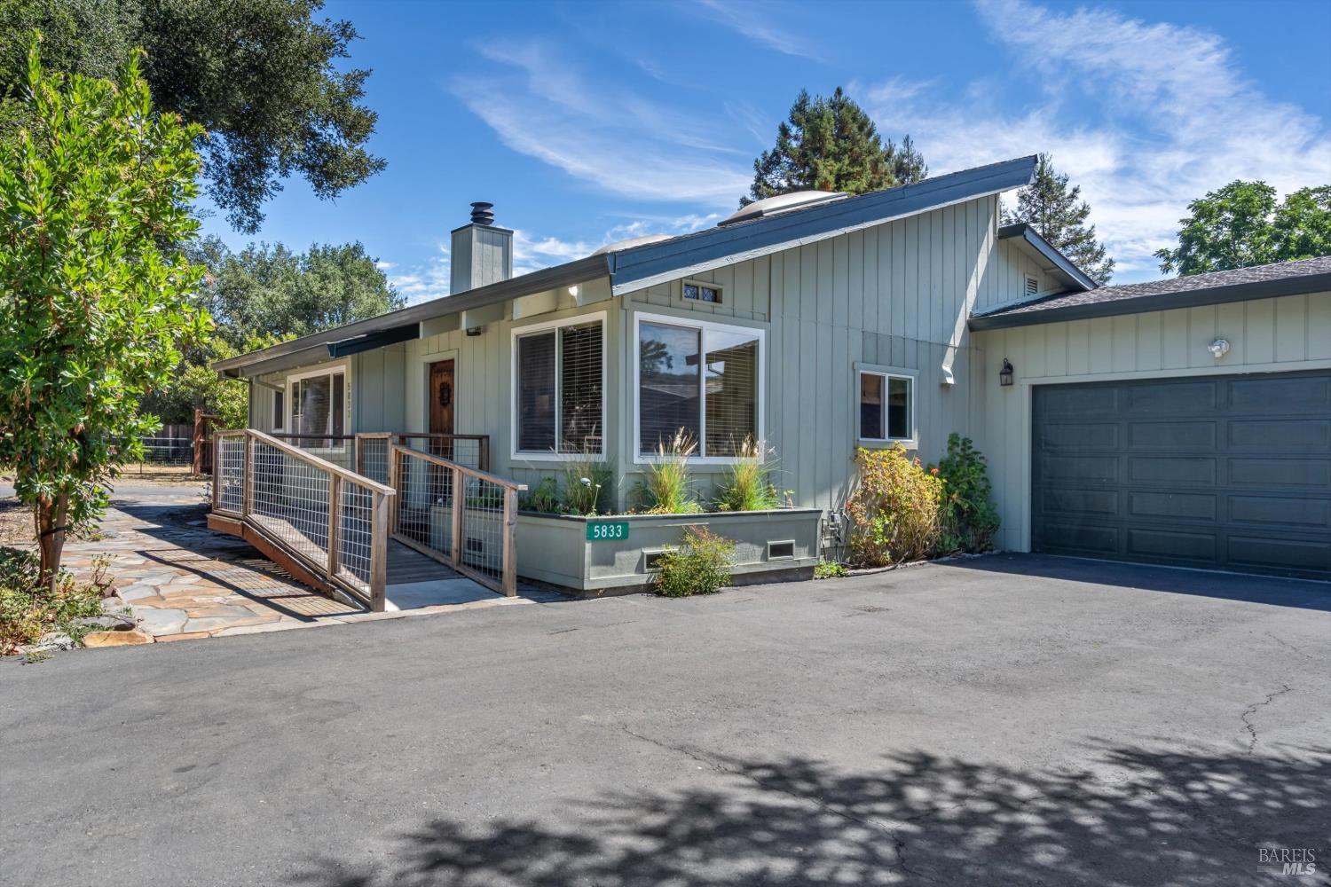 5833 Highway 12 Highway Santa Rosa CA 95409