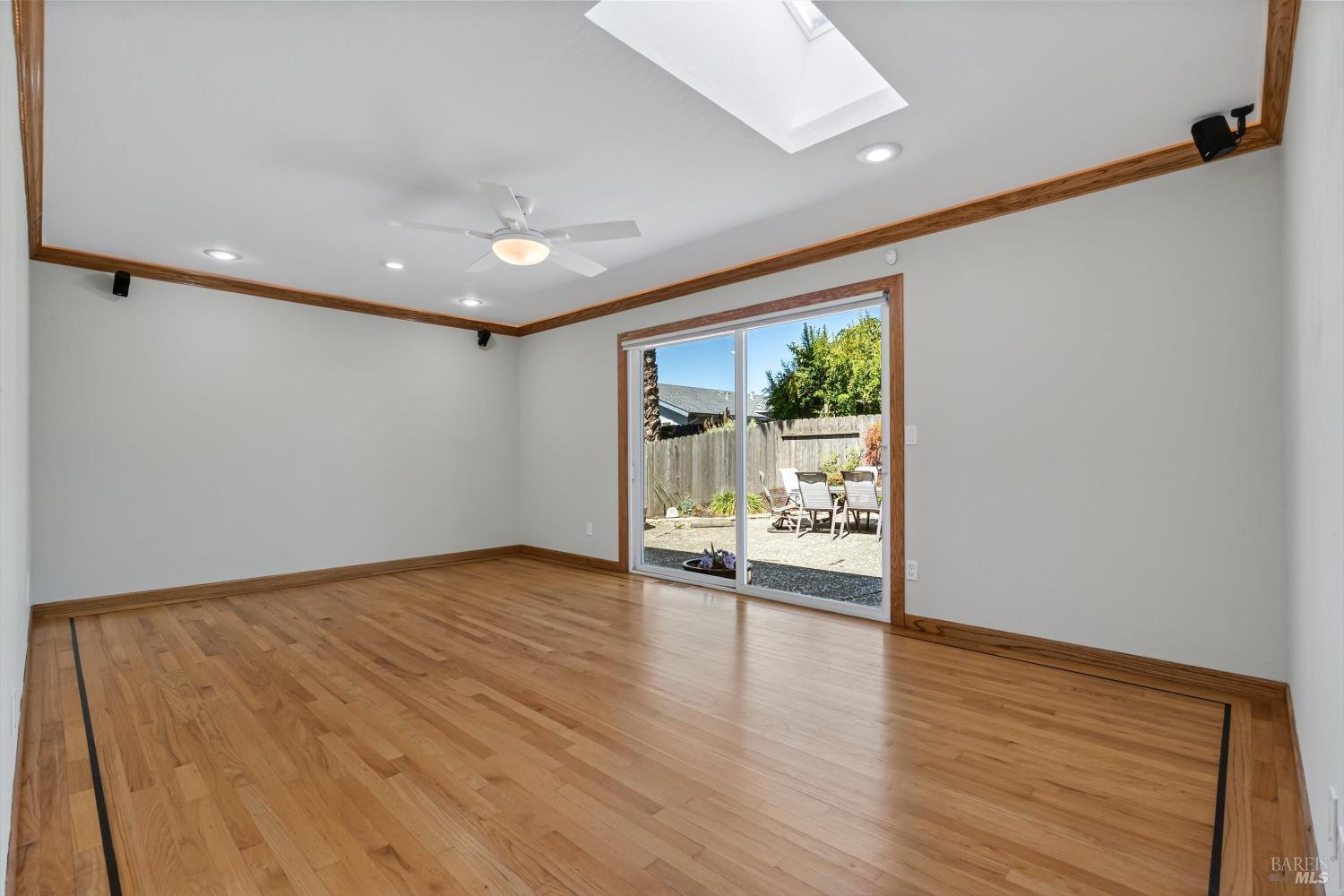 Petaluma CA 94954