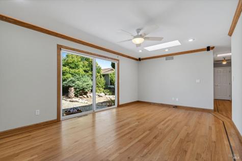 Petaluma CA 94954