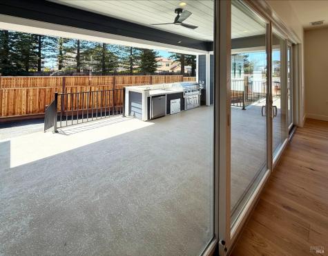 1902 Carlile Place Santa Rosa CA 95403