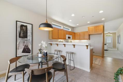 7811 Foppiano Way Windsor CA 95492