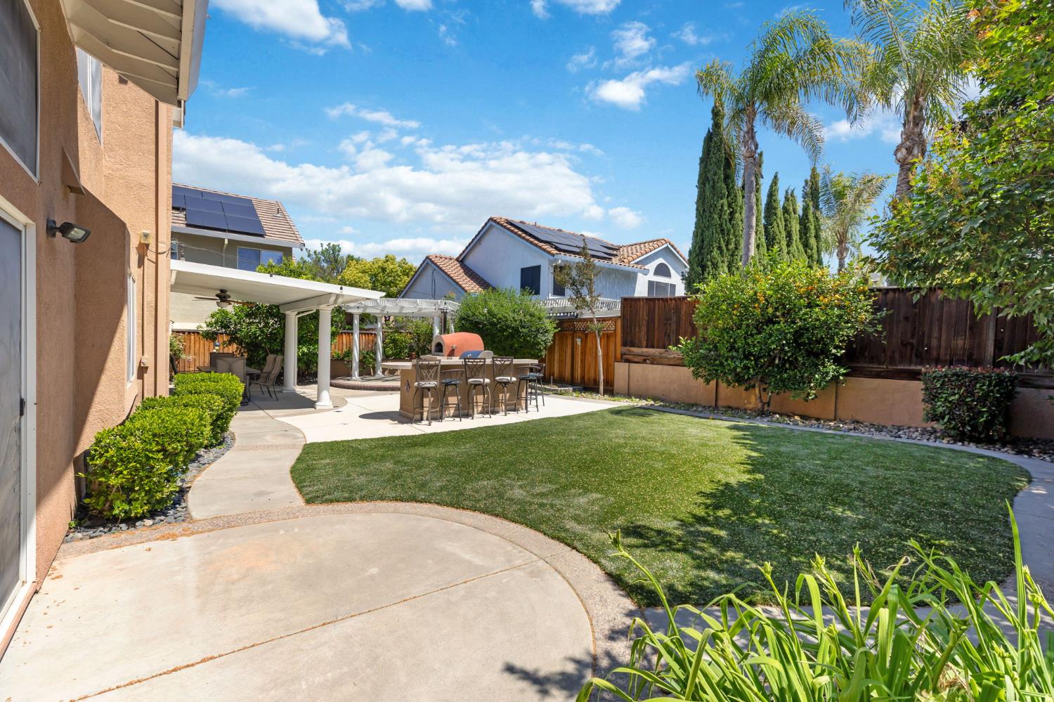 1826 Pelican Court Tracy CA 95376