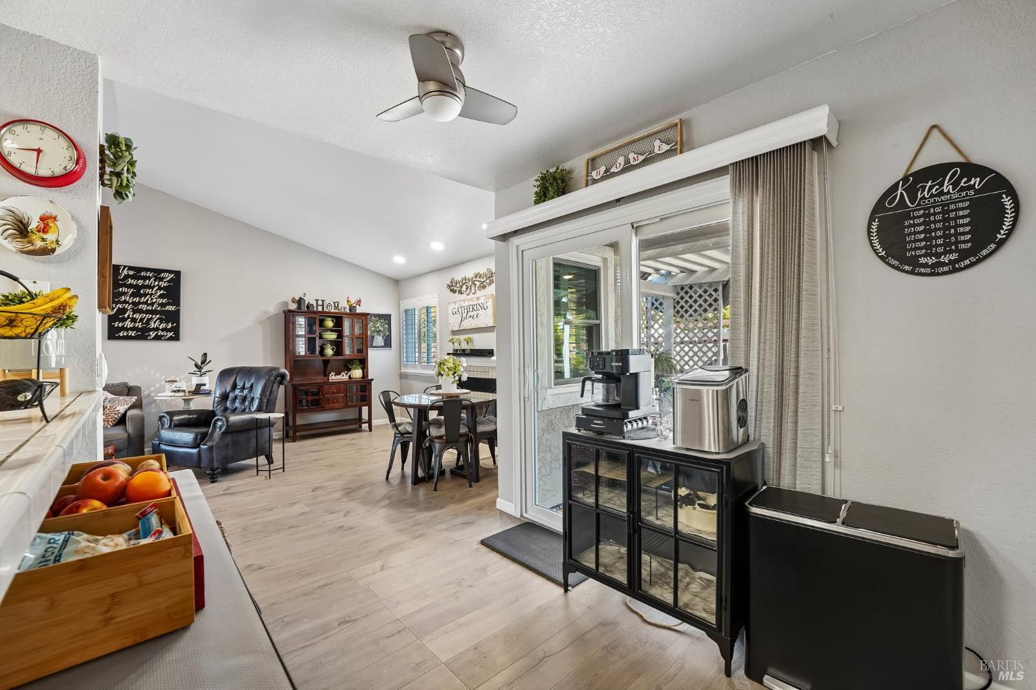 1102 Charter Lane Fairfield CA 94533
