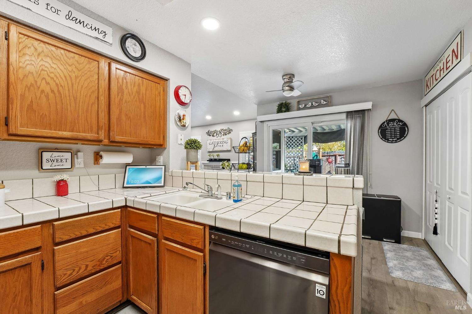 1102 Charter Lane Fairfield CA 94533