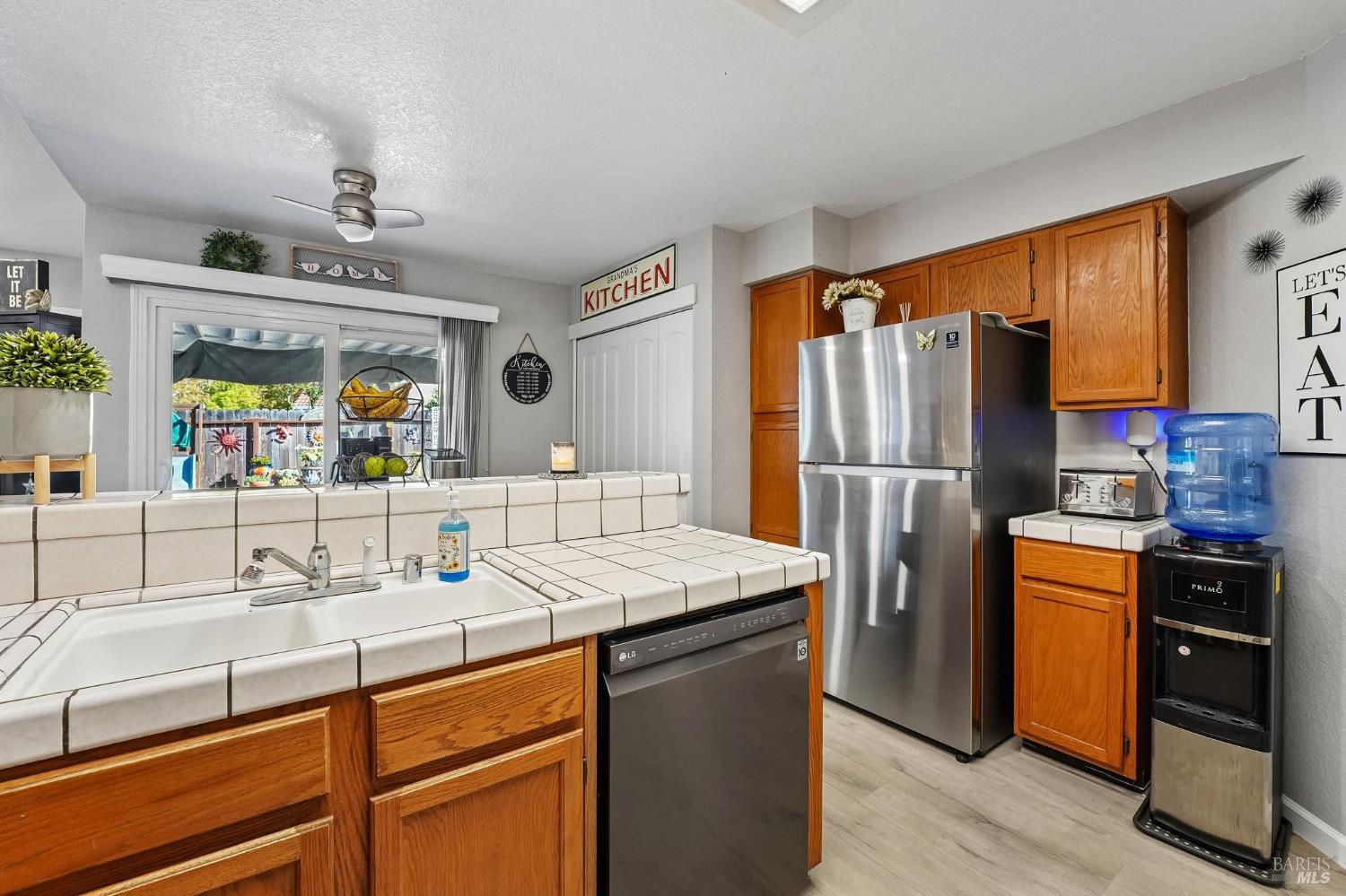 1102 Charter Lane Fairfield CA 94533