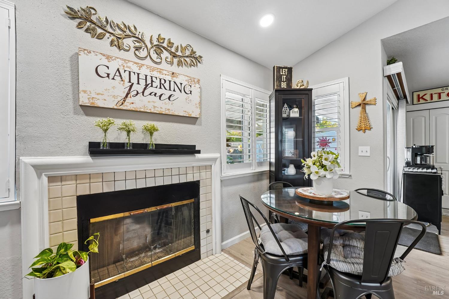 1102 Charter Lane Fairfield CA 94533
