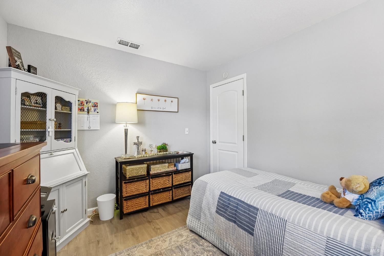 1102 Charter Lane Fairfield CA 94533