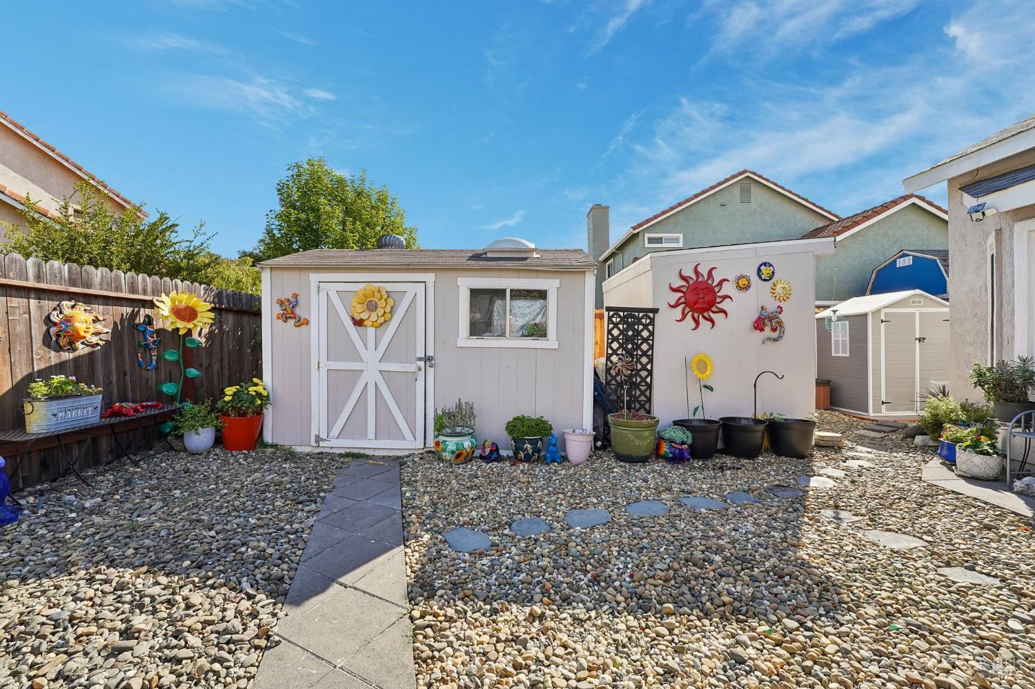 1102 Charter Lane Fairfield CA 94533