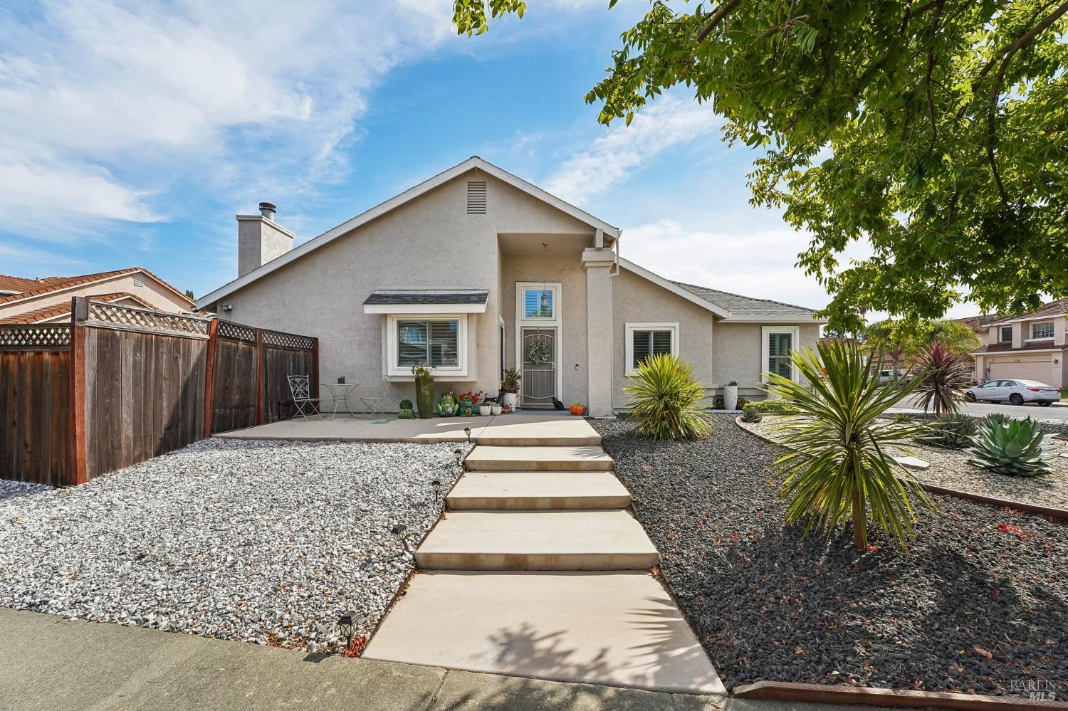 1102 Charter Lane Fairfield CA 94533