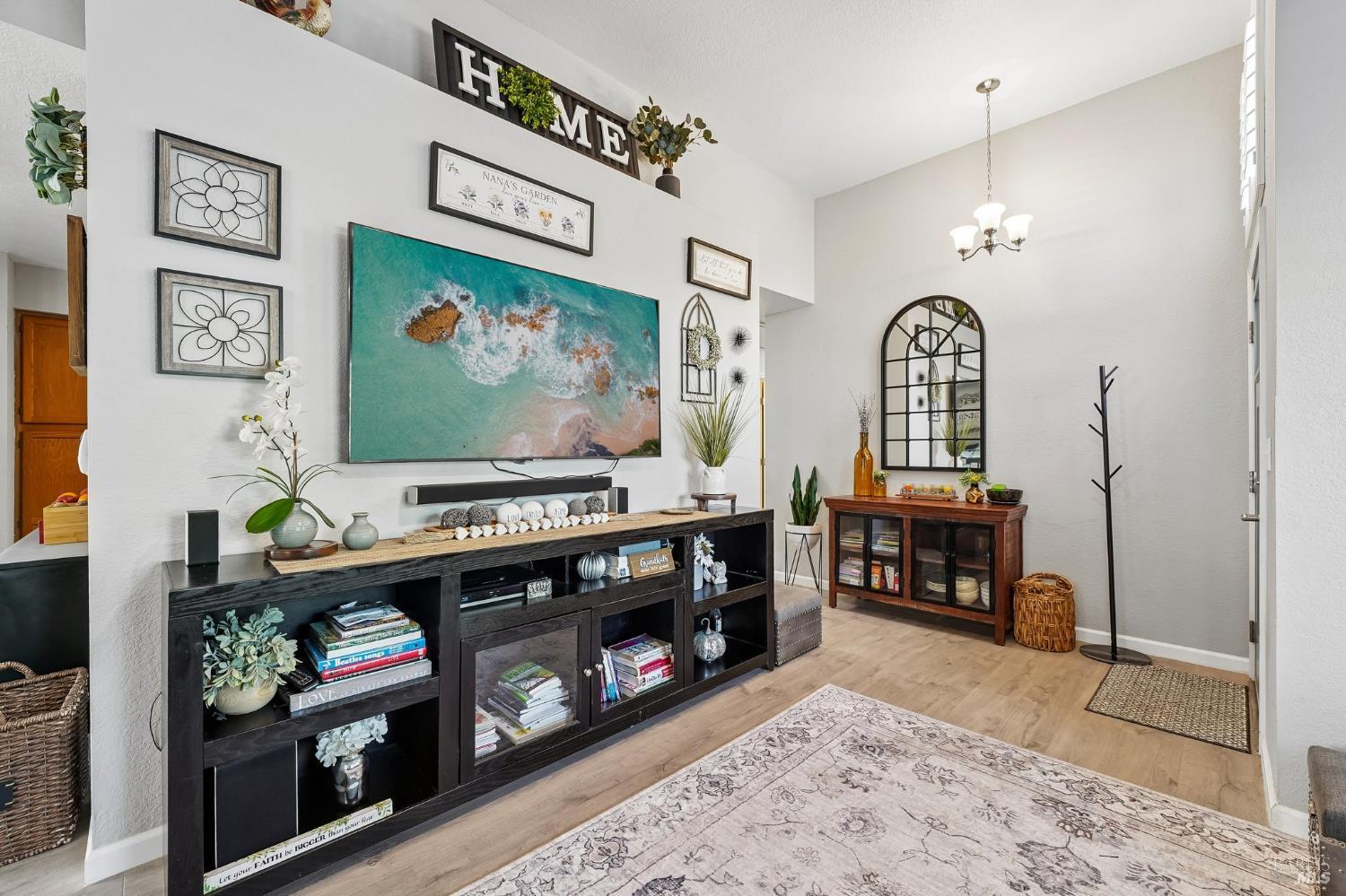 1102 Charter Lane Fairfield CA 94533