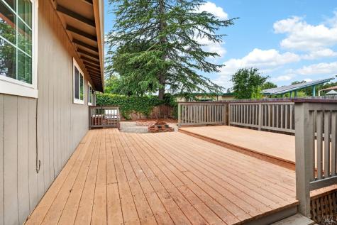 281 Meadowood Lane Sonoma CA 95476