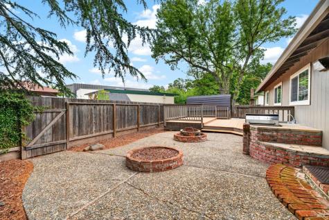 281 Meadowood Lane Sonoma CA 95476