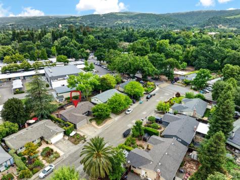 281 Meadowood Lane Sonoma CA 95476