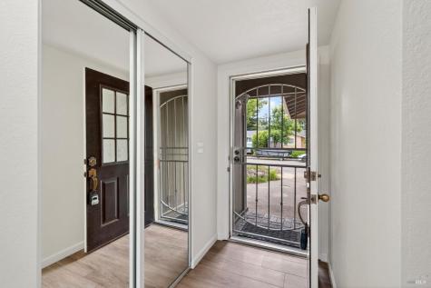 281 Meadowood Lane Sonoma CA 95476