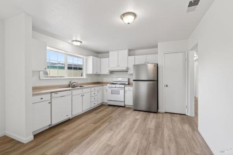281 Meadowood Lane Sonoma CA 95476