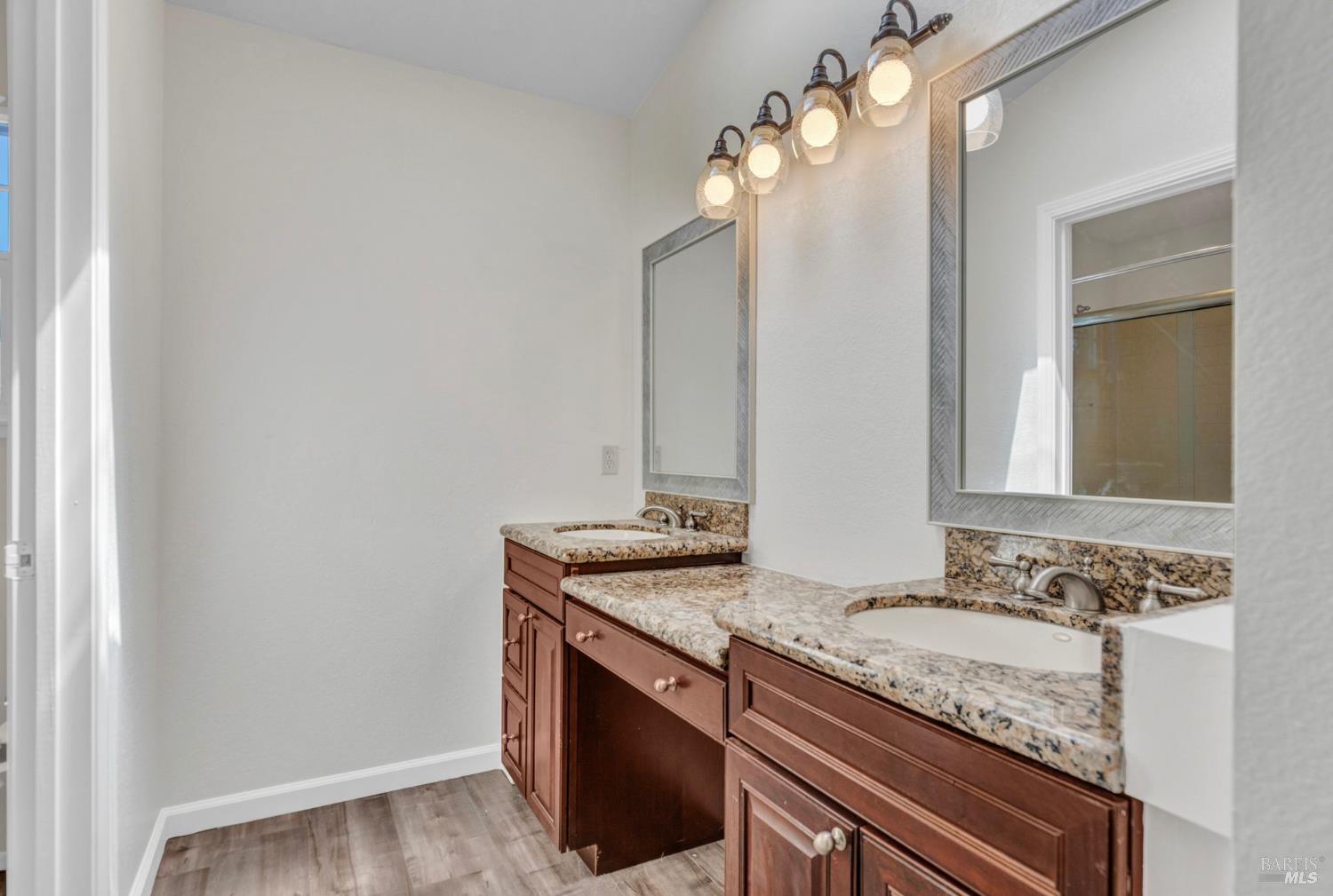 371 Woodstock Circle Vacaville CA 95687