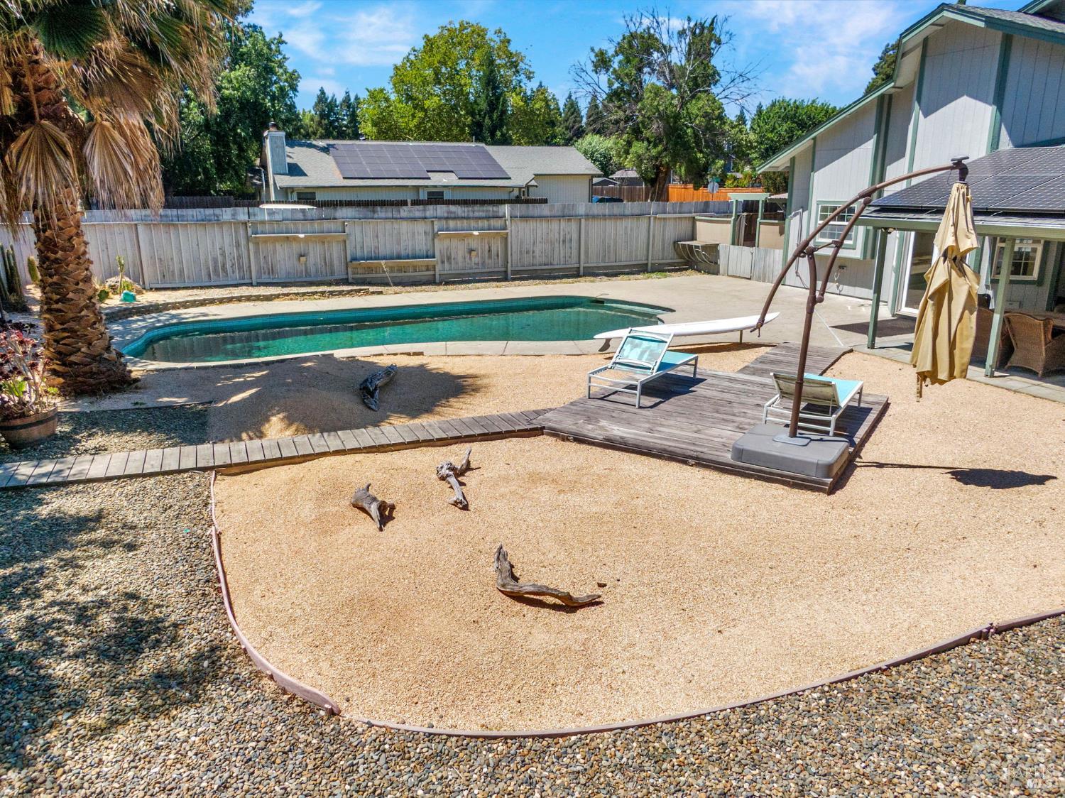 371 Woodstock Circle Vacaville CA 95687