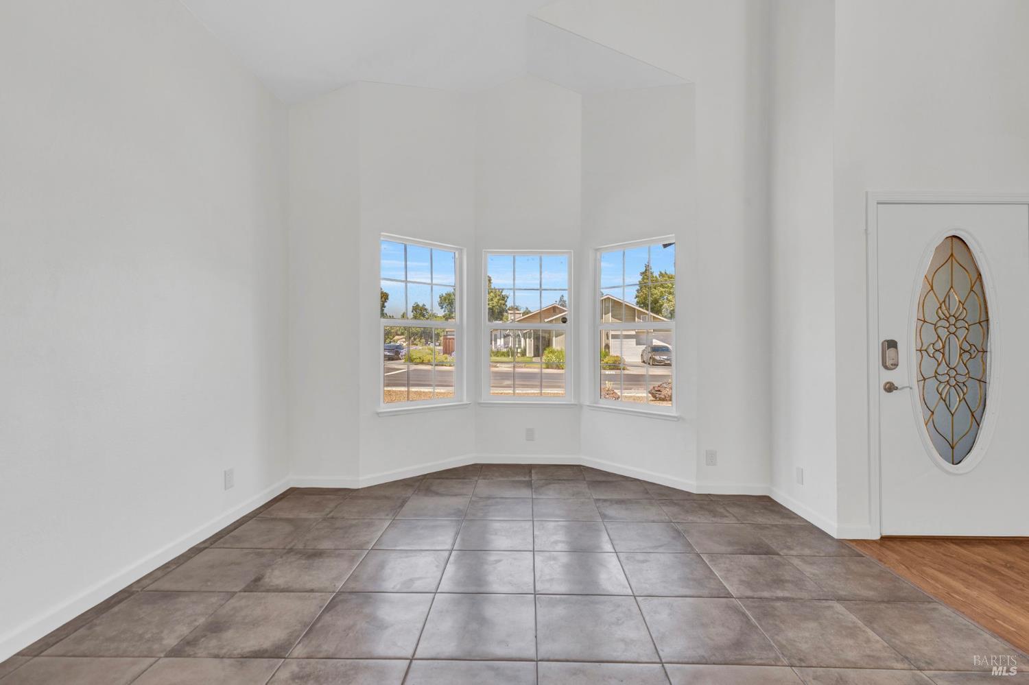 371 Woodstock Circle Vacaville CA 95687