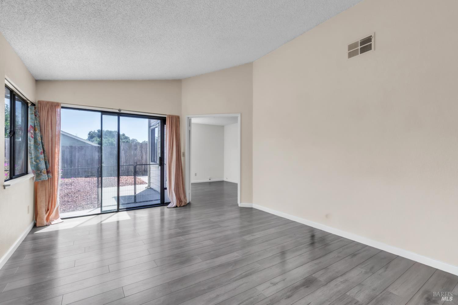 751 Pueblo Way Vallejo CA 94591