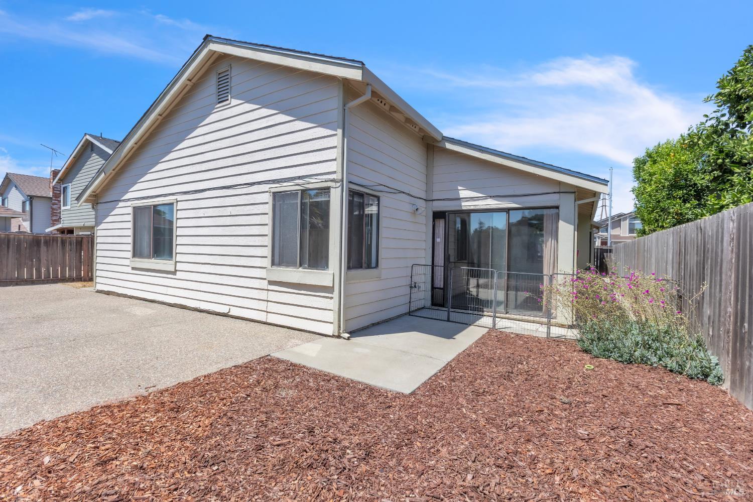 751 Pueblo Way Vallejo CA 94591