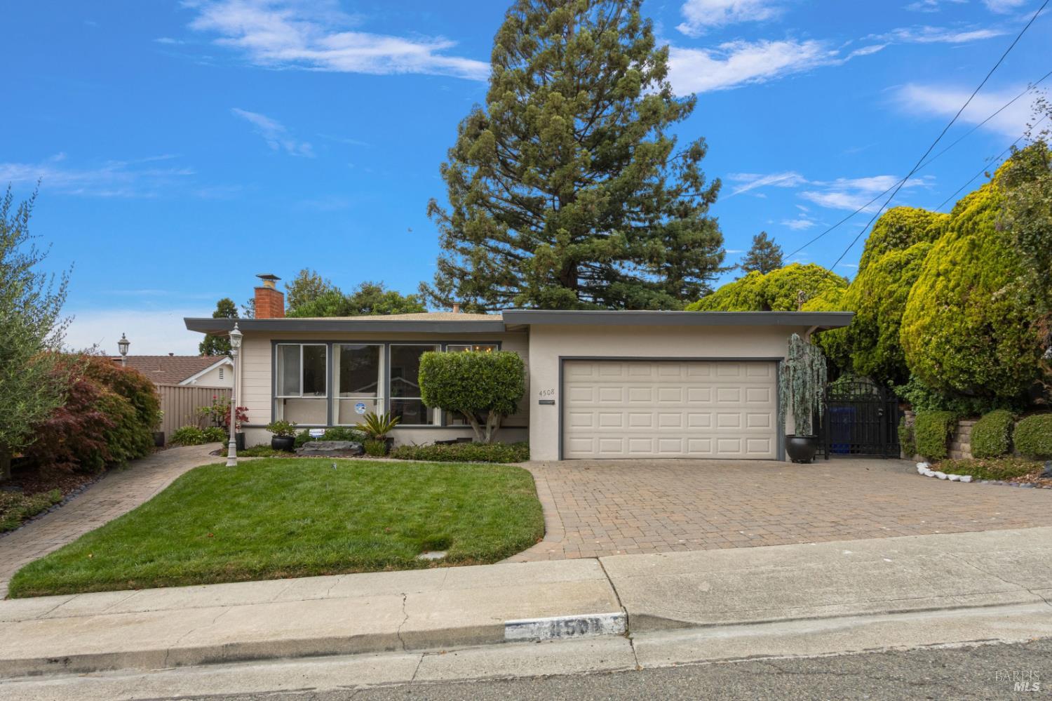 4508 Whitecliff Way Richmond CA 94803