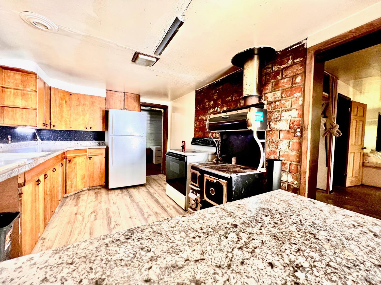 308 Coast Street Willits CA 95490