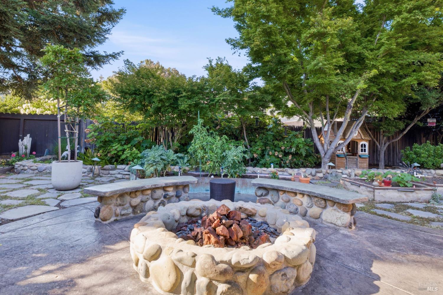 802 Via Palo Linda Fairfield CA 94534